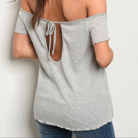 Gray & White Off-Shoulder Top 06020 - Picture 3 of 3